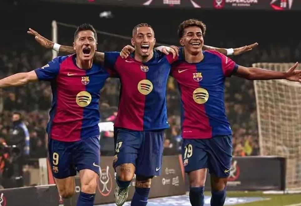 巴萨逆转尤文，晋级四强