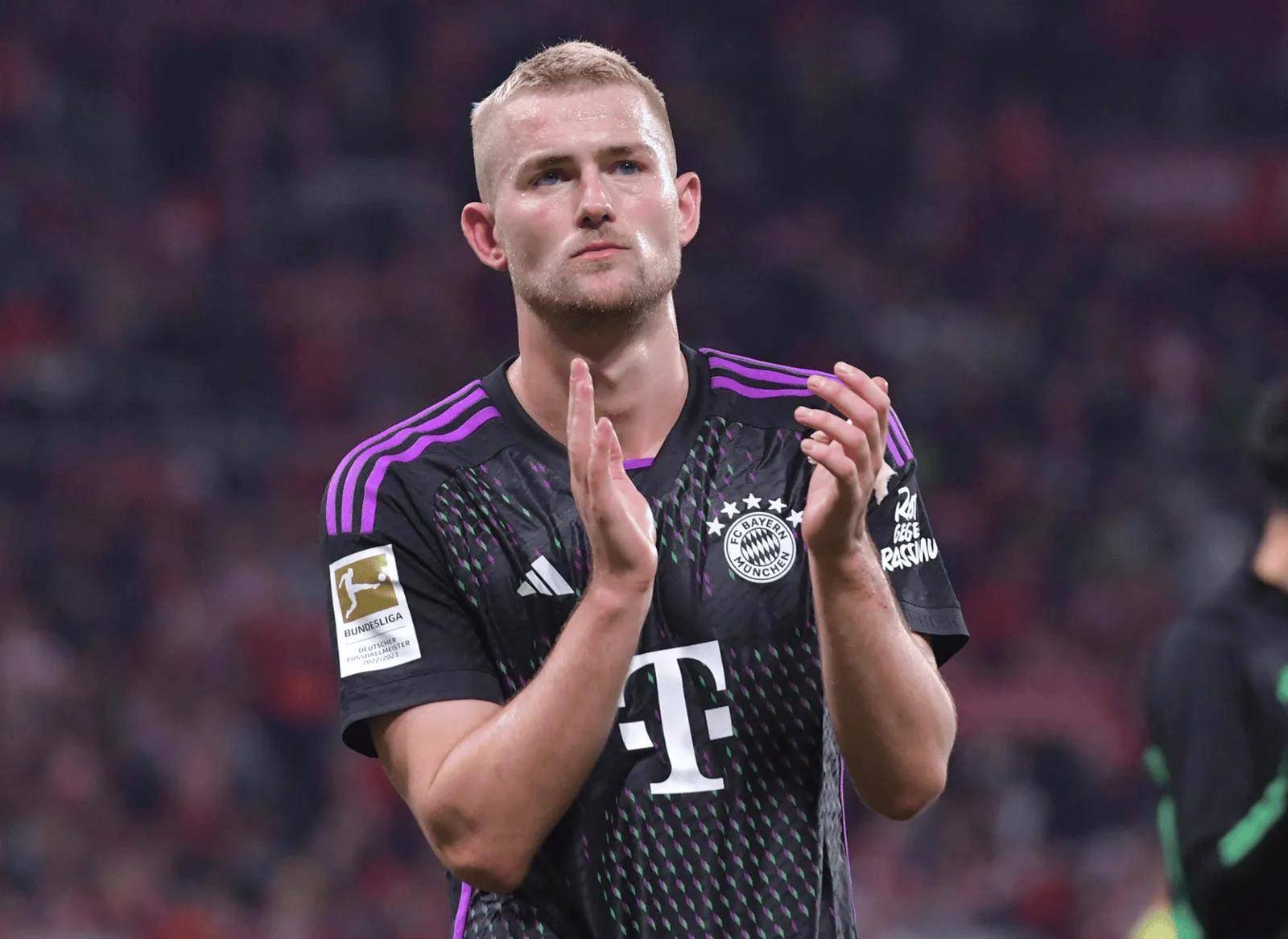 德里赫特发表感言致谢球迷支持