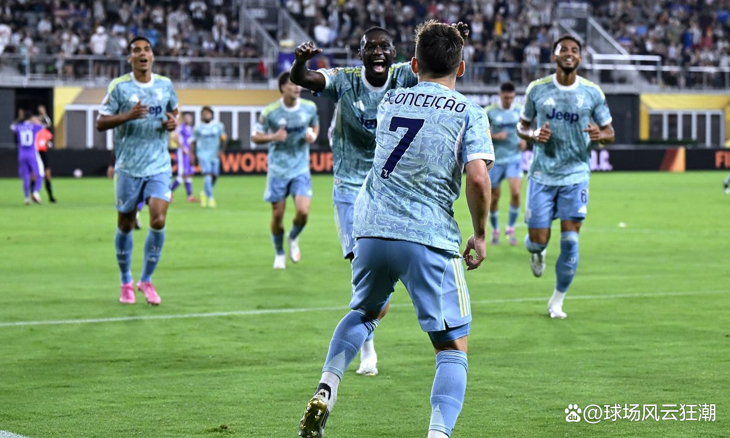 半岛体育入口-尤文图斯客场逆转，赢得关键胜利