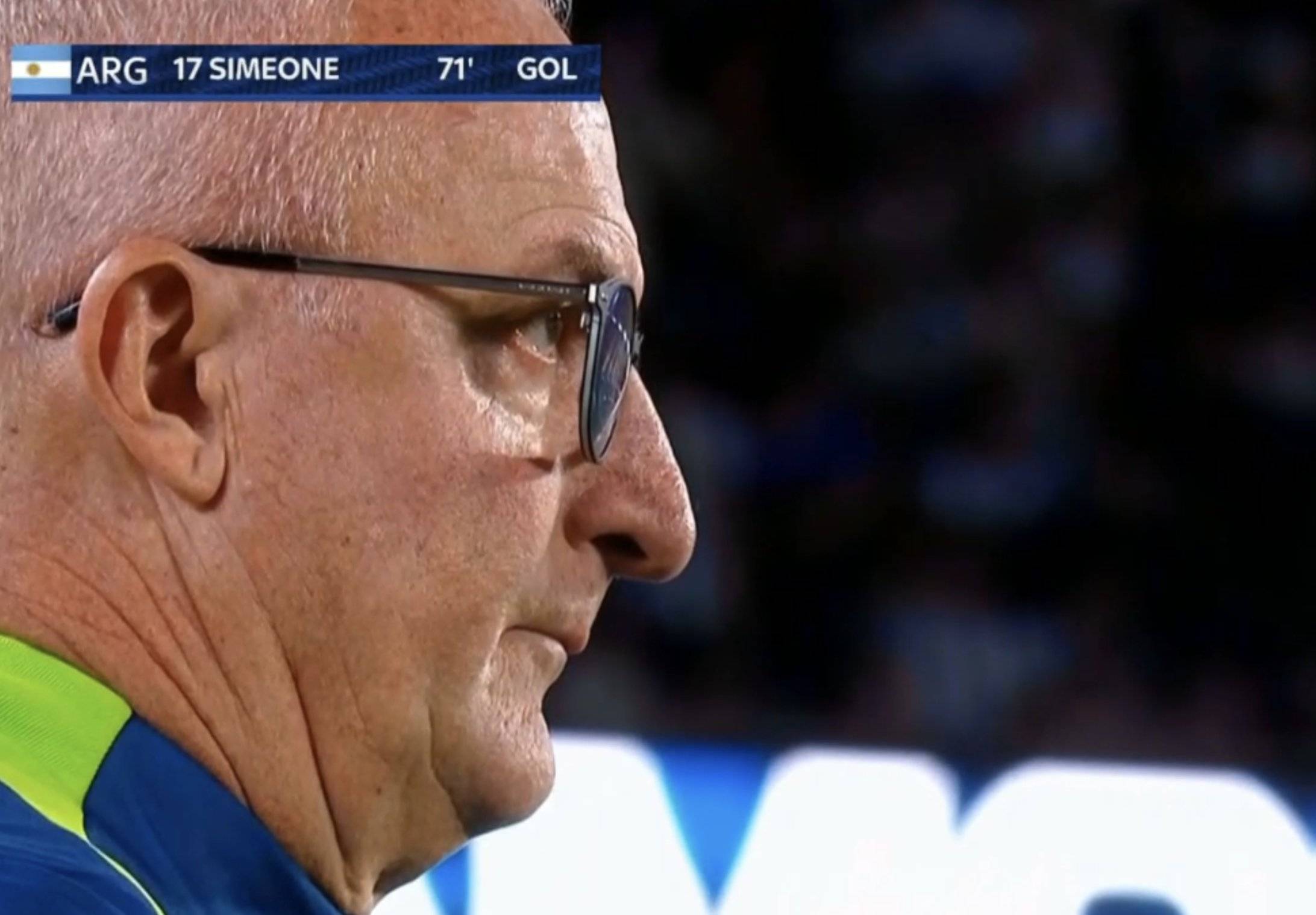 包含里尔客场大败，状态不佳下滑的词条