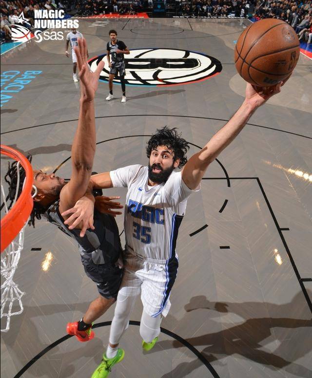 半岛体育地址-篮网大胜国王，取得三连胜