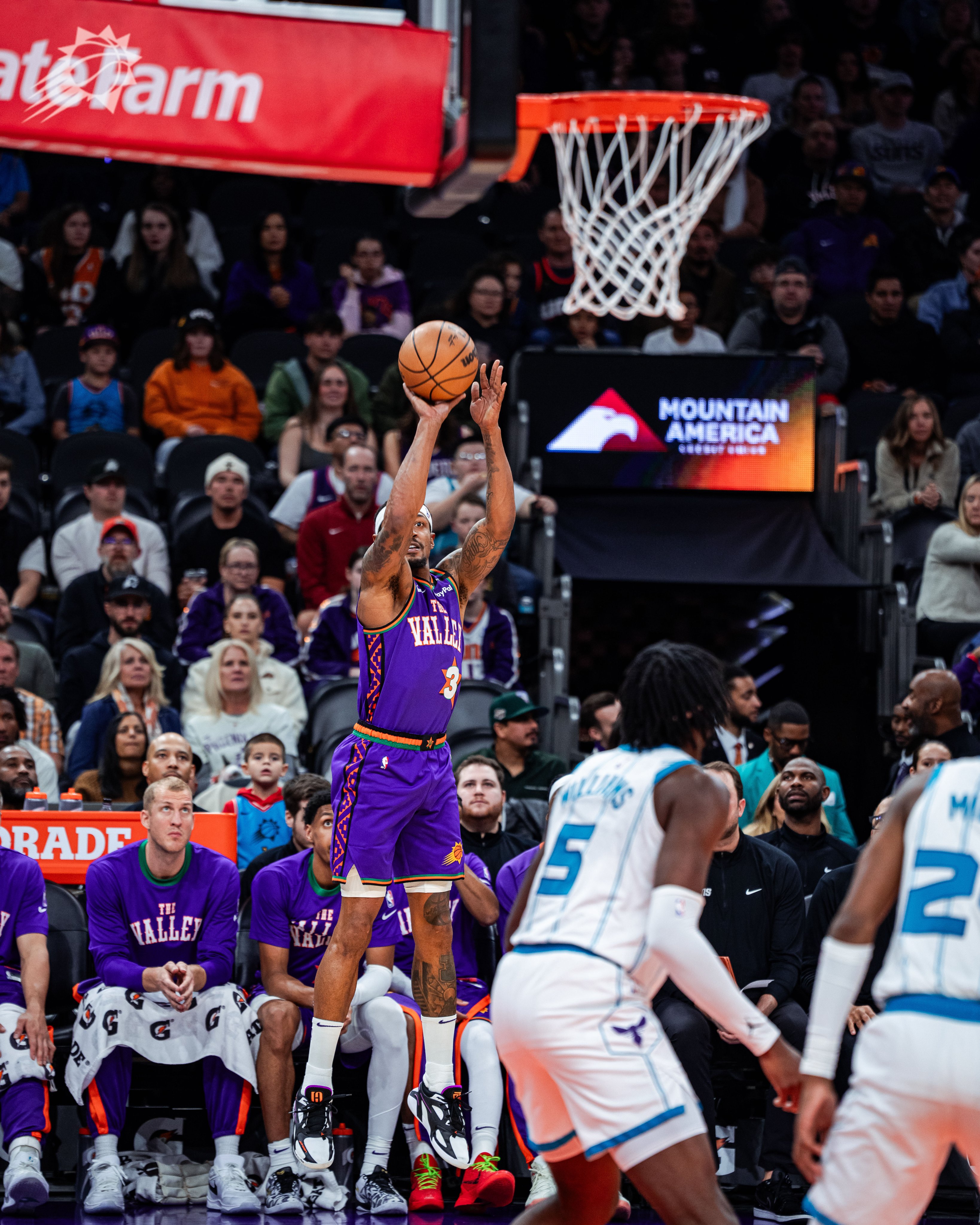 半岛体育登录-活塞击败黄蜂，取得胜利