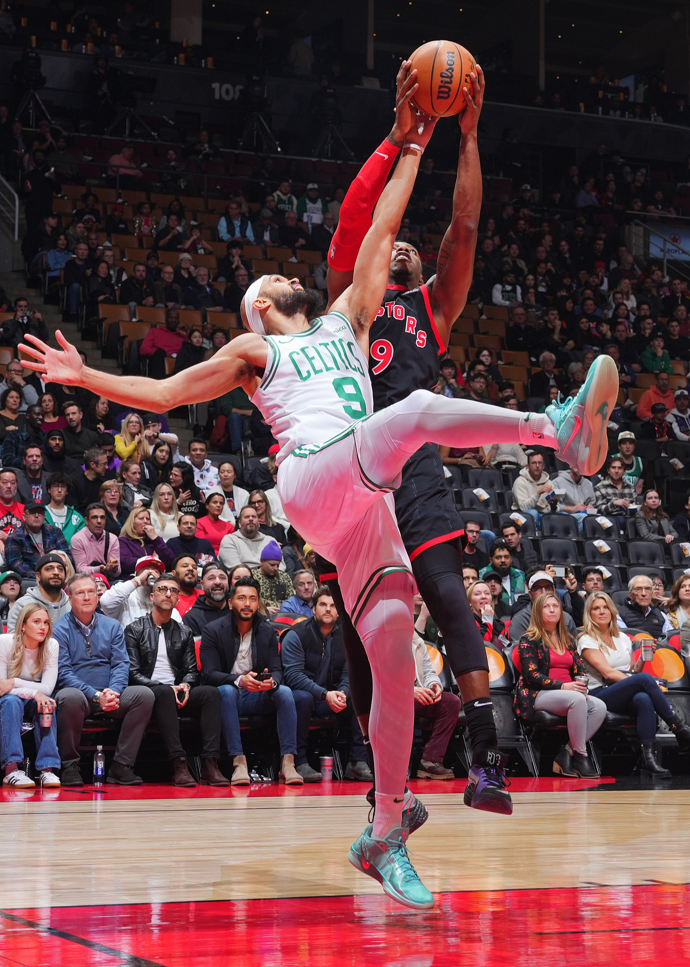 半岛体育直播-猛龙击败骑士，实现三连胜的简单介绍